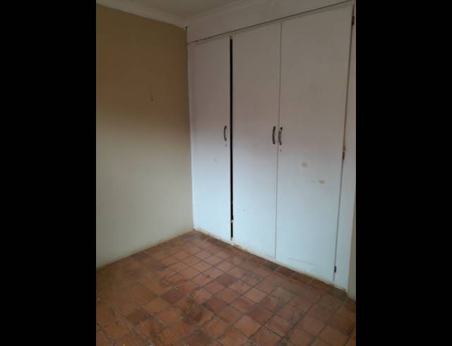 5 BEDROOM HOUSE FOR SALE IN THE ORCHARDS
